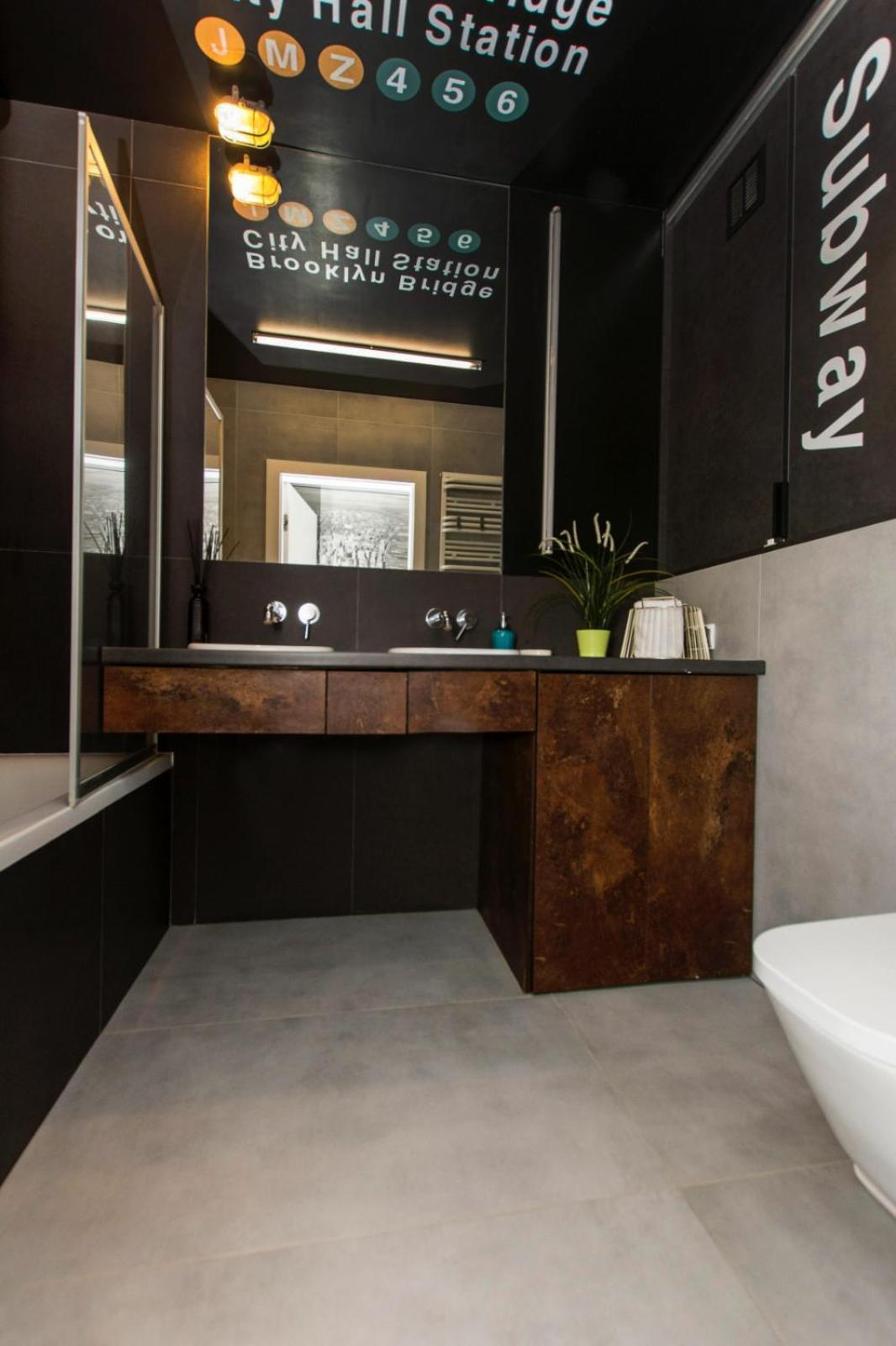 Center - Aura By Apartmore Gdańsk