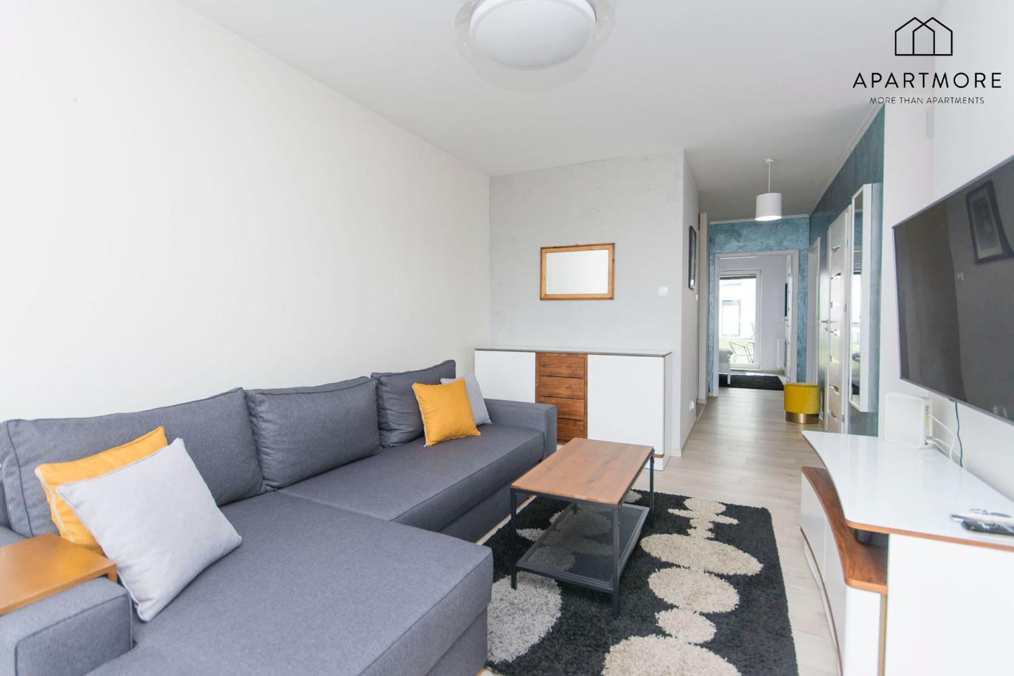 Center - Aura By Apartmore
