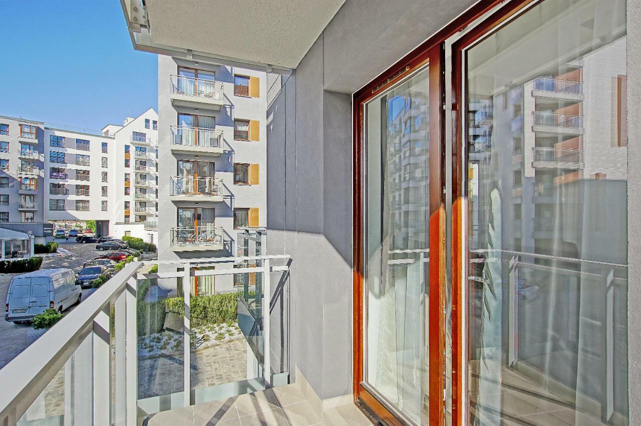 Center - Aura By Apartmore Huoneisto Gdańsk